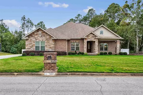 5801 Moors Oaks Dr, Milton, FL 32583