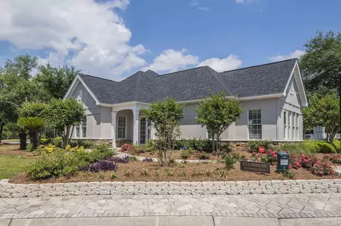 Exterior - 5710 Callandar Pl, Milton, FL 32583 photo 14 of 16