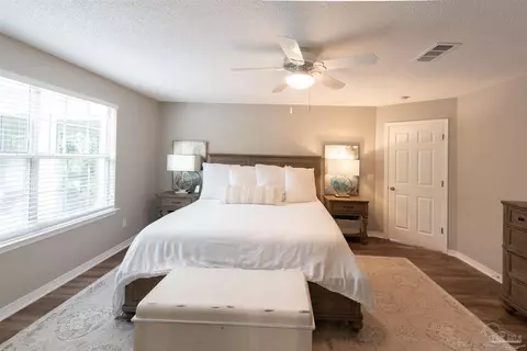 Bedroom - 5710 Callandar Pl, Milton, FL 32583 photo 3 of 4