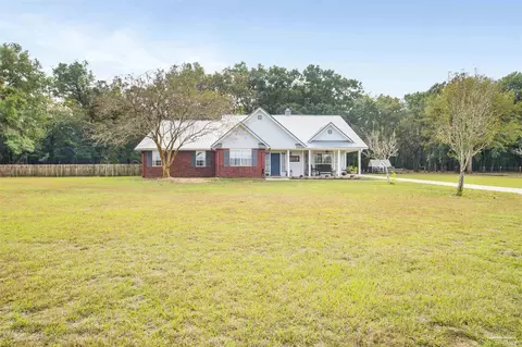4001 Mart Jernigan Rd, Jay, FL 32565