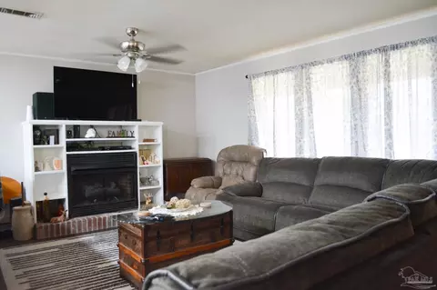 7071 Hwy 97, Walnut Hill, FL 32568 photo 4