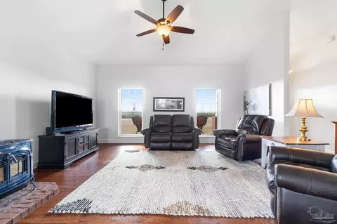 Living - 2232 Colville Ln, Jay, FL 32565 photo 2 of 4
