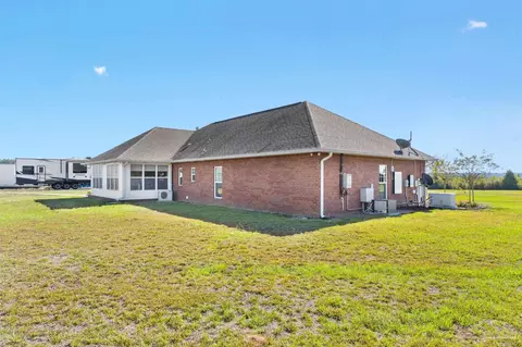 Exterior - 2232 Colville Ln, Jay, FL 32565 photo 9 of 14