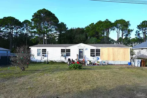 5198 Aqua Vista Dr, Gulf Breeze, FL 32563