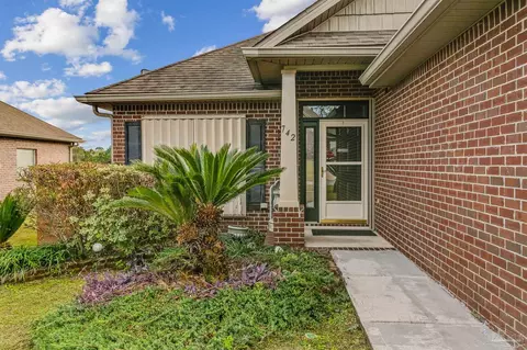 742 Lime, Crestview, FL 32536 photo 3