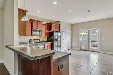 742 Lime, Crestview, FL 32536 photo 6