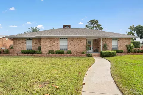 708 Southern Ct, Gulf Breeze, FL 32561