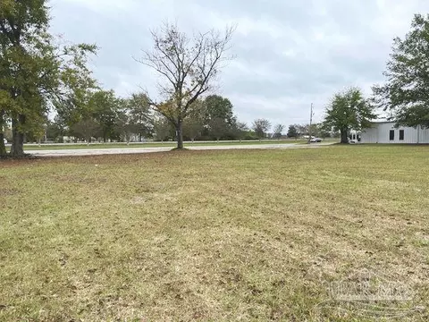 1046 Us Hwy 31, Atmore, AL 36502