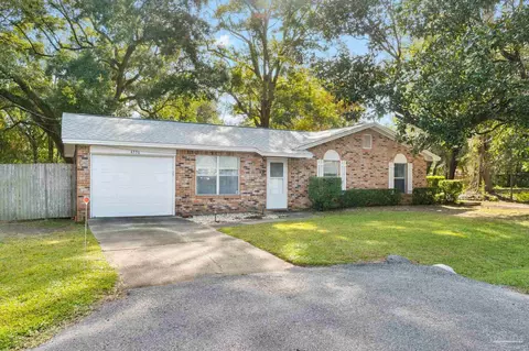 4556 Southern Pl, Pace, FL 32571