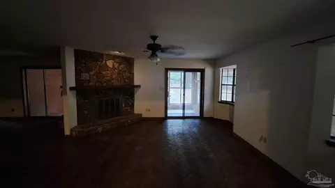 1429 Chippendale Rd, Cantonment, FL 32533 photo 11