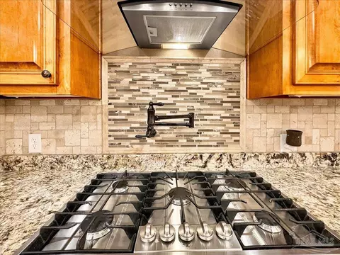 Kitchen - 3144 Hwy 182, Jay, FL 32565 photo 2 of 9