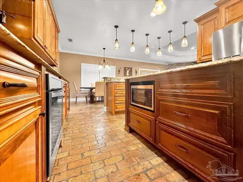 Kitchen - 3144 Hwy 182, Jay, FL 32565 photo 9 of 9