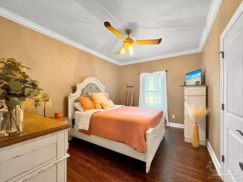 Bedroom - 3144 Hwy 182, Jay, FL 32565 photo 1 of 3