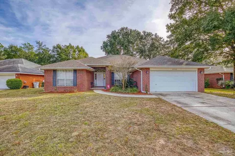 3992 Holleyberry Ln, Milton, FL 32583