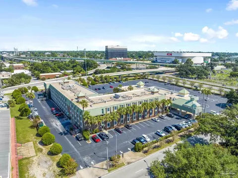 224 E Garden St #427, Pensacola, FL 32502