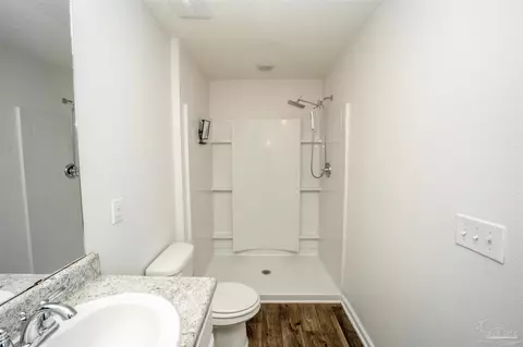 Bath - 4767 Integrity Ct, Milton, FL 32570 photo 1 of 5