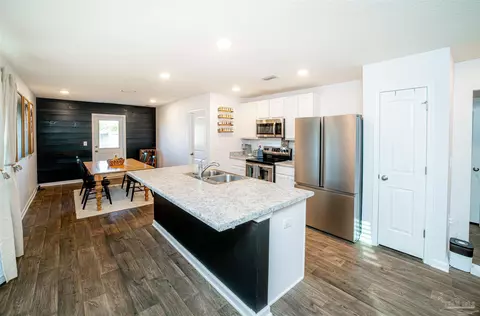 Kitchen - 4767 Integrity Ct, Milton, FL 32570 photo 2 of 3