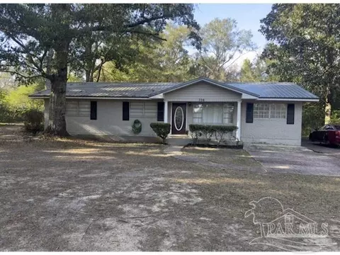 706 Candy Ln, Cantonment, FL 32533
