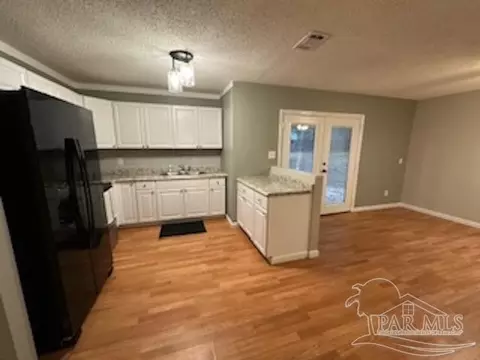 706 Candy Ln, Cantonment, FL 32533 photo 11