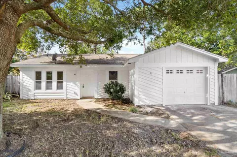 1347 Sanibel Ln, Gulf Breeze, FL 32563