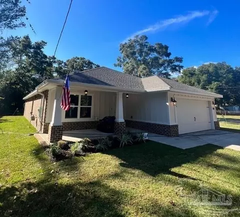 3221 Mclean Ave, Pensacola, FL 32514