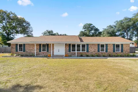 4689 E Spencer Field Rd, Pace, FL 32571 photo 1