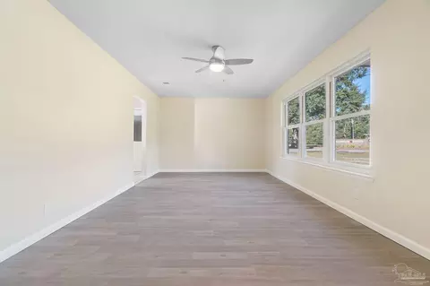 4689 E Spencer Field Rd, Pace, FL 32571 photo 5