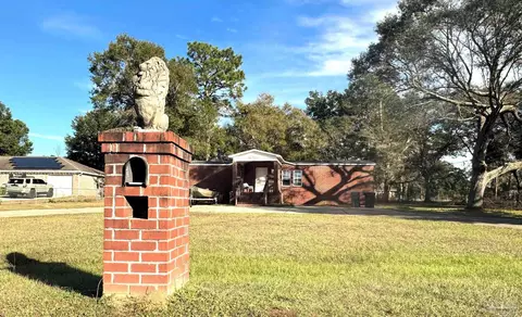 8241 Western Way Dr, Pensacola, FL 32526