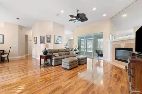 3232 Cobblestone Dr, Pace, FL 32571 photo 9