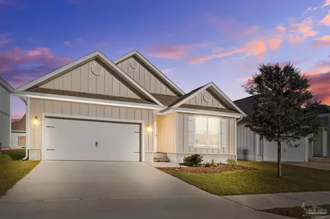 5869 Danbury Blvd, Pace, FL 32571