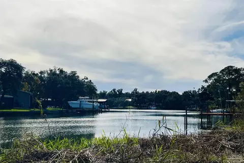 3655 Idlewood Dr, Pensacola, FL 32505
