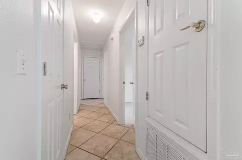 5902 Independence Dr, Milton, FL 32570 photo 13
