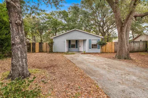 5902 Independence Dr, Milton, FL 32570 photo 29