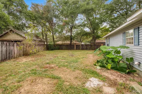 5902 Independence Dr, Milton, FL 32570 photo 24