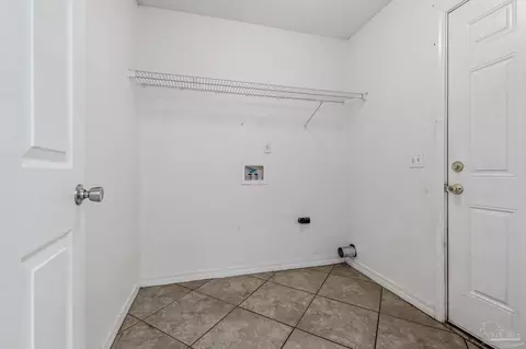 5902 Independence Dr, Milton, FL 32570 photo 8