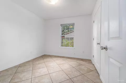 5902 Independence Dr, Milton, FL 32570 photo 14