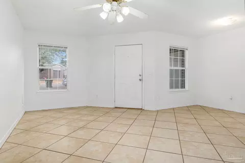 5902 Independence Dr, Milton, FL 32570 photo 2