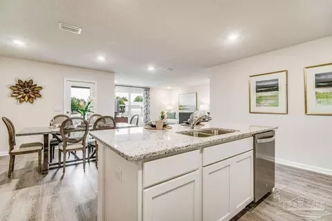 4351 Winged Elm Ct, Pace, FL 32571 photo 7
