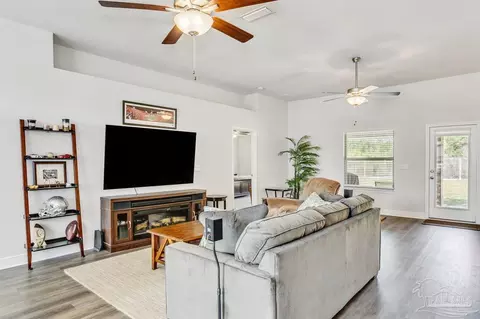 6087 Parsonage Cir, Milton, FL 32570 photo 11