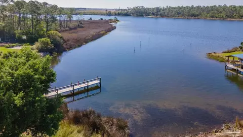2467 Granada Camino, Pensacola, FL 32507