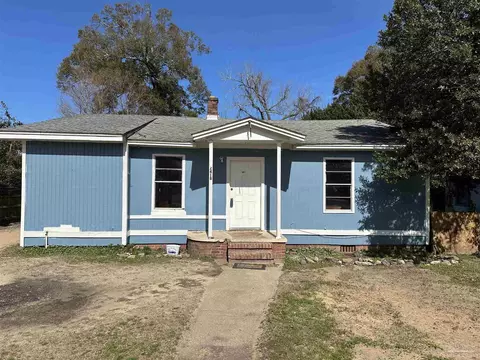2418 W Blount St, Pensacola, FL 32505
