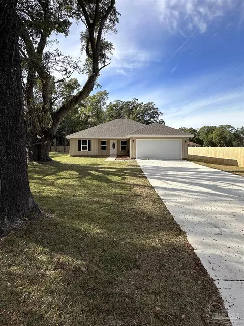 4343 Rice Rd, Milton, FL 32583