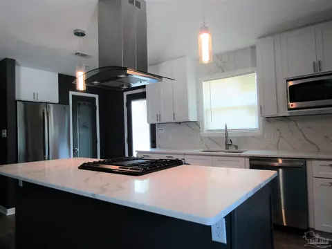 401 E Fisher St, Pensacola, FL 32503