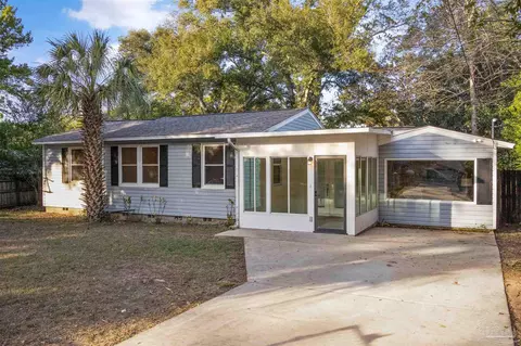 609 Rue Max, Pensacola, FL 32507
