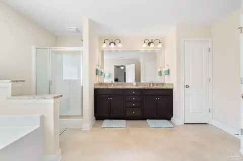 Bath - 5520 Dunridge Dr, Pace, FL 32571 photo 3 of 6