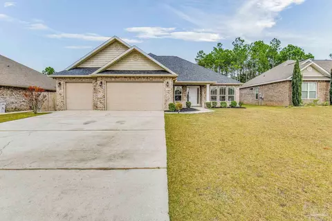 7932 Majestic Cypress Dr, Milton, FL 32583