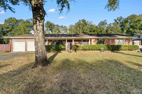 195 Talladega Trl, Pensacola, FL 32506