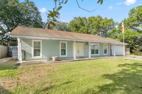 1063 Sanibel Ln, Gulf Breeze, FL 32563