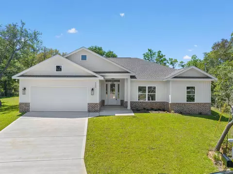 5600 United Ct, Gulf Breeze, FL 32563