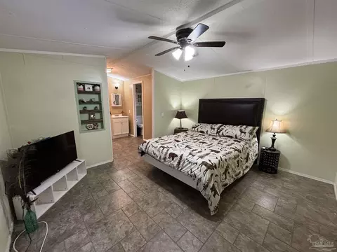 4175 5th Ave, Pace, FL 32571 photo 8